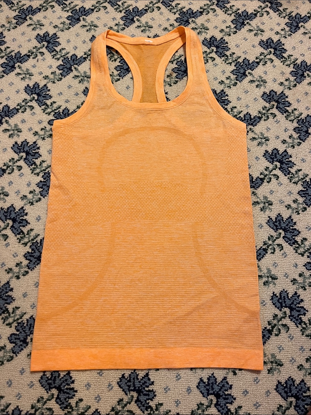 size 4 lululemon swiftly tech tank top